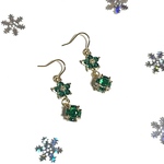キラキラ✨ジルコニアボールが揺れるピアス／イヤリング