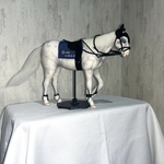 シロニイ誘導馬 羊毛フェルト馬