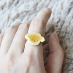 キャラメル わんこ　＊ 陶器 リング　フリーサイズ