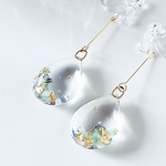 しずくのピアス/イヤリング　クリア　グリーン｜レジンアクセサリー｜雫　ドロップ　水滴　涙　透明　クリスタル　シェル　揺れる　緑　ゴールド｜フック型　ノンホールピアス