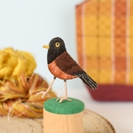 アカコッコ手刺繍ブローチ