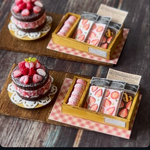 苺のショコラケーキとチョコバーク