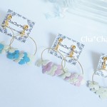 本革+　小さいお花の　ゆらゆらフープ　イヤリング or　ピアス
