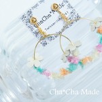 [新作]  もこもこ可愛い　ハピネスカラーとお花　の　毛糸　イヤリング or　ピアス
