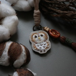 森ふくろうさんの手刺繍バッグチャーム