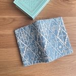 文庫本 ブックカバー symphony ミナペルホネン の 刺繍生地　A6