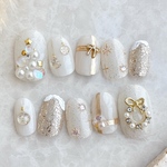 【期間限定】クリスマスネイル -White-　　Xmas  クリスマスツリー　リース　スノードーム　結婚式　推しネイル　ウェディング　推し活　マグネット　成人式　卒業式　冬　ニュアンス　ホリデー　