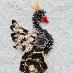 Black swan 【ブローチ】オートクチュール刺繍