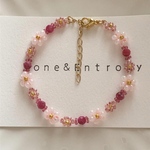 ロードナイトとピンクベージュのお花のビーズブレスレット | おとな きれい目コーデ | 天然石アクセサリー | おとなのビーズアクセサリー | シンプルかわいい