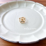 dryflower ring beige flower/ white
