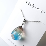 小さな空のペンダント 38