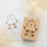 鏡もちになる猫ちゃん