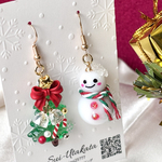 クリスマス🎄⛄️今季ラスト一個です⛄️ ツリー🎄と雪だるま⛄️のアシンメトリーピアス　イヤリング　⭐︎アレルギー反応致します⭐︎ ホリデーラッピング無料ヾ(๑╹◡╹)ﾉ"🎀