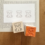 【ラバースタンプ】　おすわりシュナ