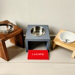 《特別出品》「うちのコ名前＆シルエットorイラスト入りフードボウル」と「ひとつ置き斜め台」のセット