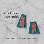 ★ deep green レトロピアス (イヤリング)台形★/ 台形 レトロ アンティーク  green グリーン 緑 赤 ポリマークレイ 個性的 一点物 秋冬