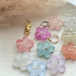 コロンと可愛いお花モチーフのうちの子レジン迷子札（全10色）｜軽量かわいいデザイン QRコード対応可 名入れ ペット 犬 ネコ 