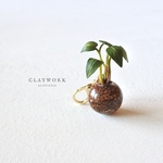 fake green / bag charm クワズイモ