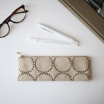 タンバリン　スリムペンケース　（エクリュ）　ミナペルホネン　dop