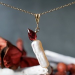 「灯火」キャンドル ネックレス ろうそく クリスマス ガーネット 淡水パール 天然石 誕生石 冬 金属アレルギー対応 14kgf ギフト プレゼント