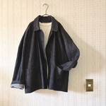 ブラックデニムのゆったりジャケット