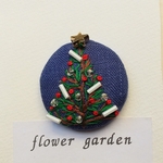 ビーズ刺繍くるみボタン(ヘアゴム/ブローチ)クリスマス