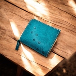 イタリアンレザー　L字ファスナー財布　コンパクトな財布　猫の足跡　猫肉球　ターコイズ　青色