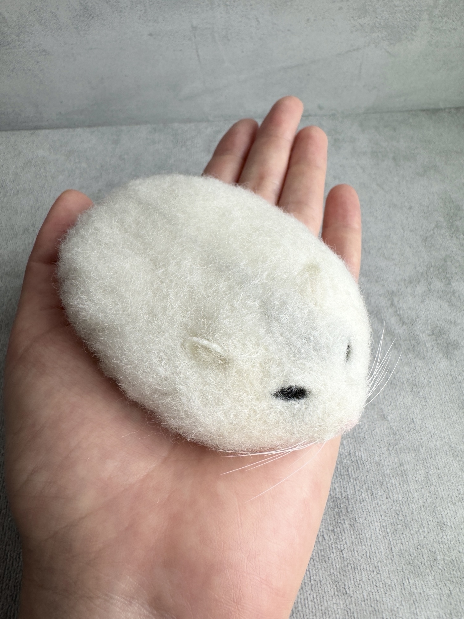 溶けてるハムスター(おねむVer.)】 羊毛フェルト 置物 パールドワーフ