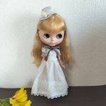 ブライス　アウトフィット　シルクドレスとマーガレット・帽子の3点セット