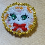 刺繍ブローチ 可愛いねこ