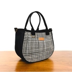 完成品　内ポケット2ヶ所付き 4700円→4300円♥️小♥️国産ウール　グレンチェック×黒色帆布　秋冬　ころりんバッグ　ショルダーバッグ　3WAYバッグ　 ポシェット　倉敷帆布　斜め掛け　