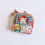 3014★キーホルダー付★ちょこっとがま口財布　女の子とねこ