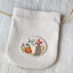 【再販×10】コットンリネンと刺繍のハリネズミのきんちゃく