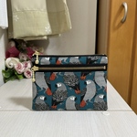 ヨウム柄　ヨウム　ぎゅうぎゅう　鳥柄　インコ柄　お財布ポーチ　コンパクト　小物入れ