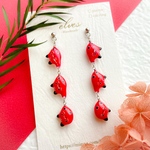 【New】垂らし赤べこ３連【ピアスorイヤリング】