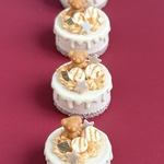 ミニチュア　キャラメルベアケーキ