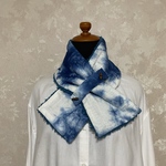 18.藍絞り染めのミニマフラー