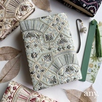 4日(土)21時🕘〜販売✨インド刺繍生地♡ブックカバー📖 ⑮ 文庫本サイズ 文庫本カバー  ブックマーカー&しおり付き(特典‼️)   グリーン   3,900円