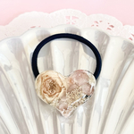 バラのハートヘアゴム　アンティークカラー　ドライフラワー　レジン　薔薇　クリスマスローズ　秋冬