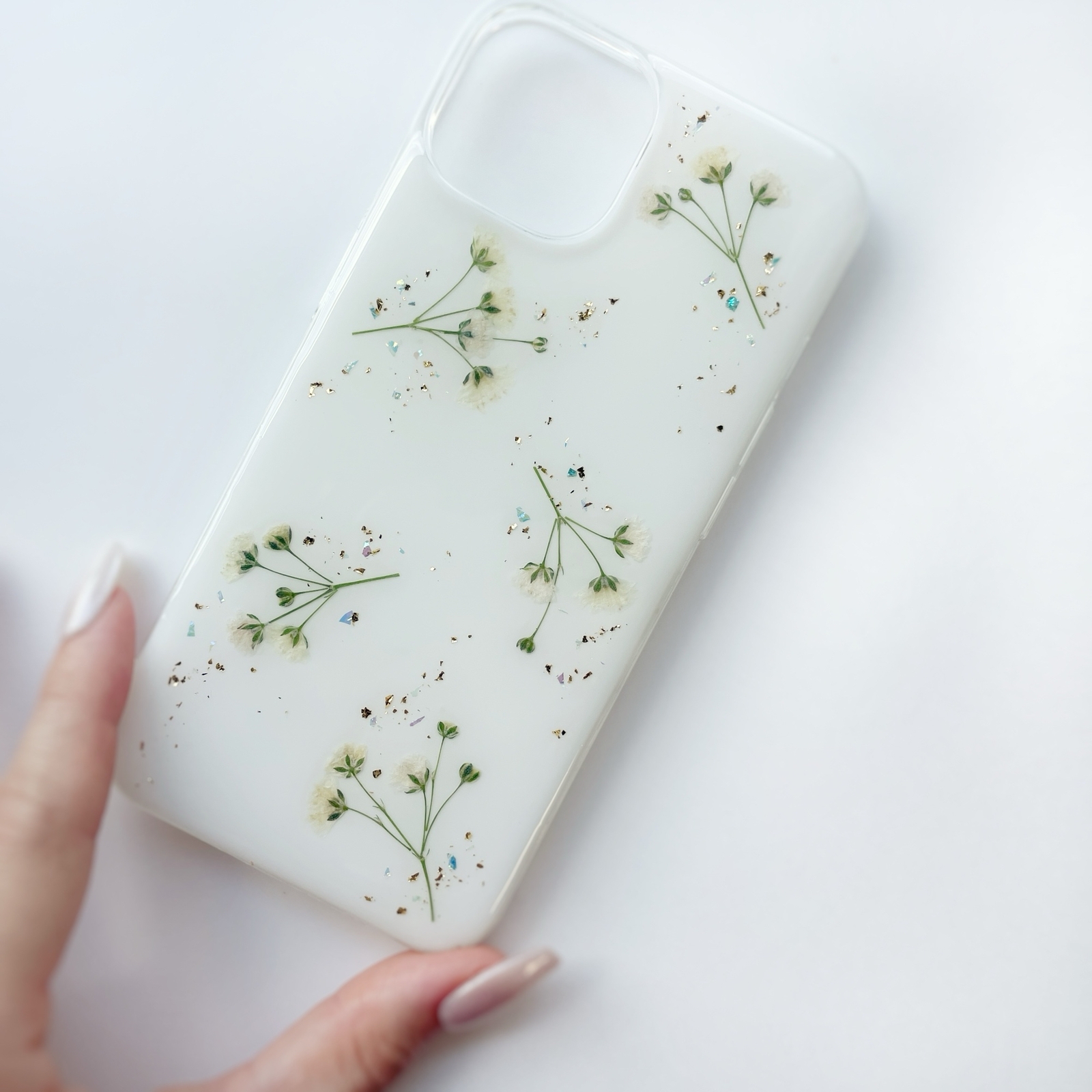 かすみ草の煌めき】 スマホケース 押し花スマホケース iphone17 16 SE2 
