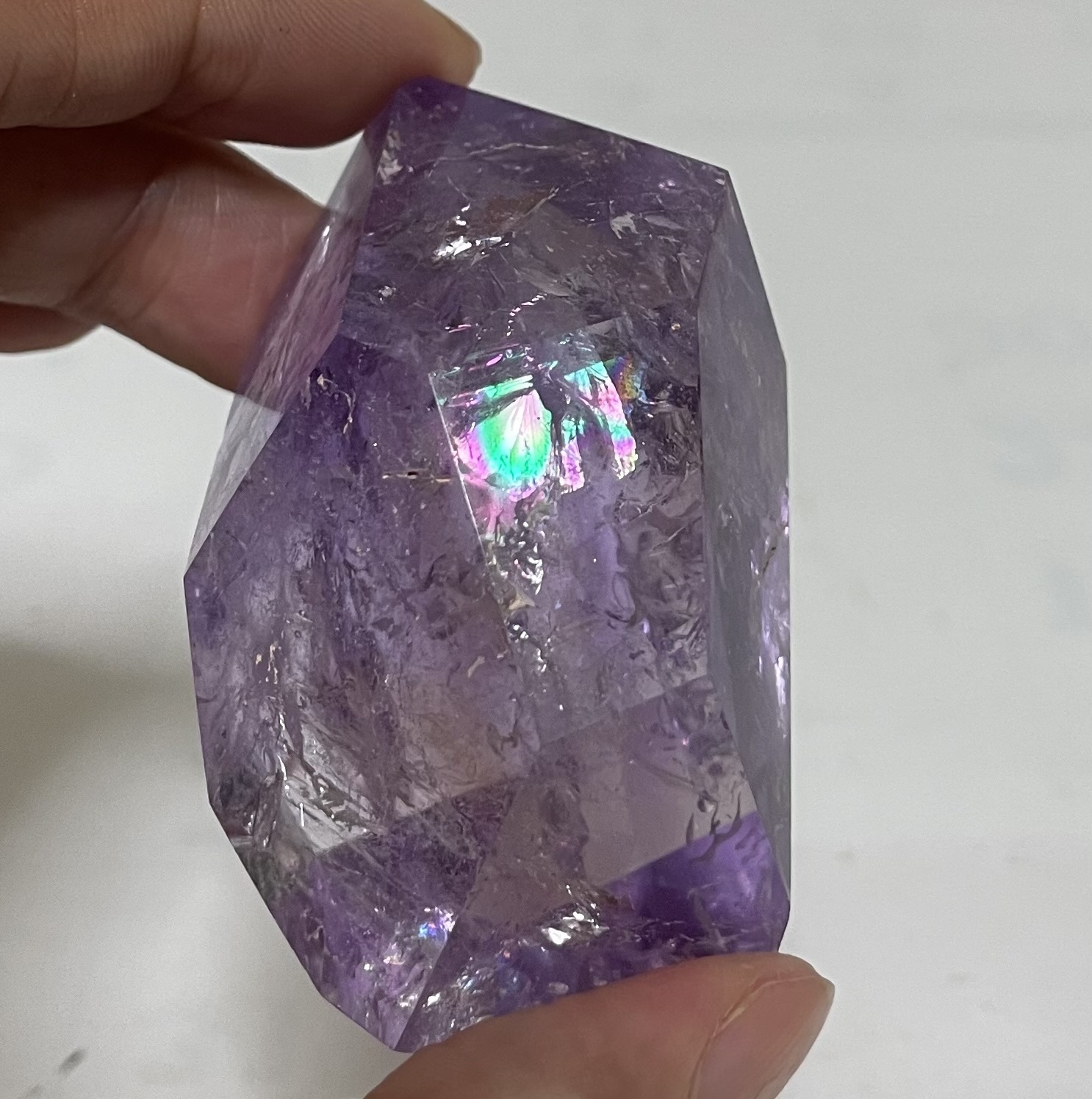 アイリスクォーツ アメジスト 005 クリスタル 紫水晶 ブロックカット パワーストーン 巾着袋付 浄化 幸運 ラッキー 虹入 レインボー 魔除