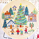(刺繍キット販売) クロスステッチで描くクリスマスツリーと子供たち