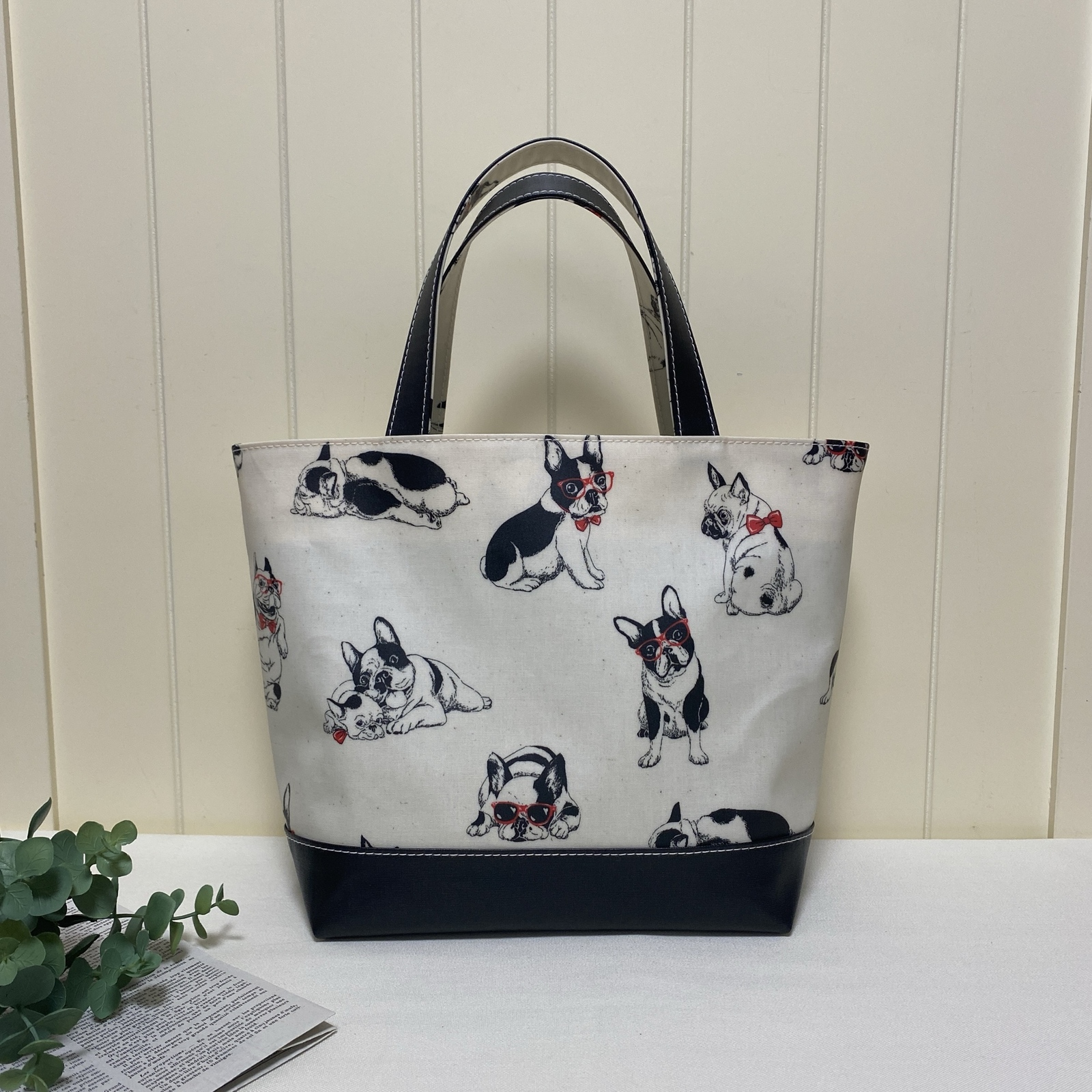 ハンドメイド★合皮生地のトートバッグ&ミニミニポーチバッグ・A4強サイズ・ハートチャーム付ファスナーポケット・丸カン・ナスカン トートバッグ作りちょっとたてなが　ミニトートバッグ作り　外ポケットつき