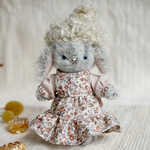 (15cm)大きなニット帽のうさぎさん