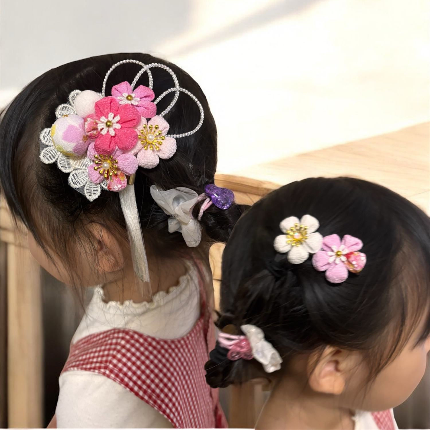 花とふわふわレースの髪飾り〜 つまみ細工 髪飾り 2点セット 七五三や