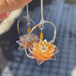 【年末セール￥5250→￥4250】咲き誇る月下美人‪ オレンジパープル🧡‬‪💜揺れる ピアス イヤリング