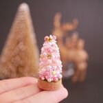 聖なる夜のクリスマスツリー　ピンク 置型ミニチュア