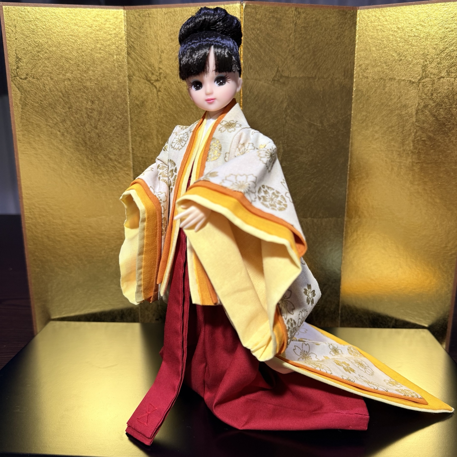 ミニチュア着物　ワインレッド姫柄　ミッシィページ ミニチュア着物 ワインレッド姫柄 ミッシィ様専用ページ