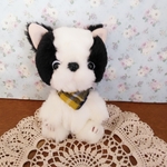 ブルドッグのぬいぐるみ