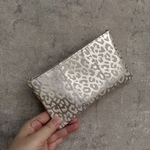 【1点もの】メタリックレザーのポーチ　6ピース④